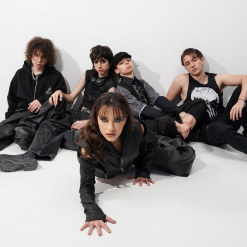 Alexandra Căpitănescu lansează piesa „Dilaila” cu un videoclip independent