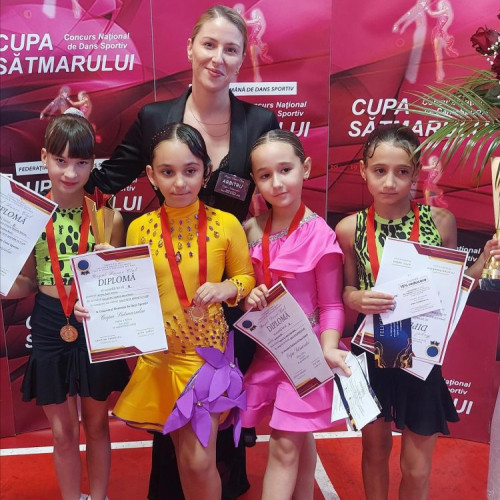 Dansatorii clubului Galacticii, premiați la Cupa Sătmarului la dans sportiv