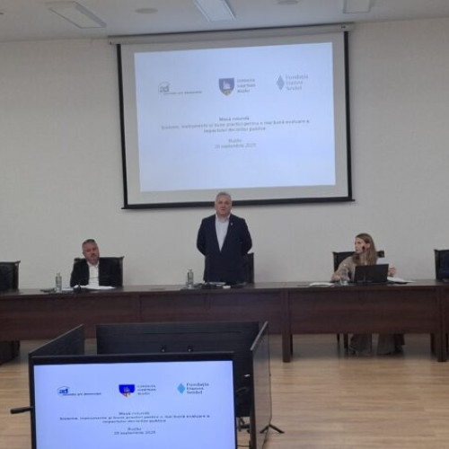 Masa rotundă de la Buzău promovează evaluarea impactului deciziilor publice
