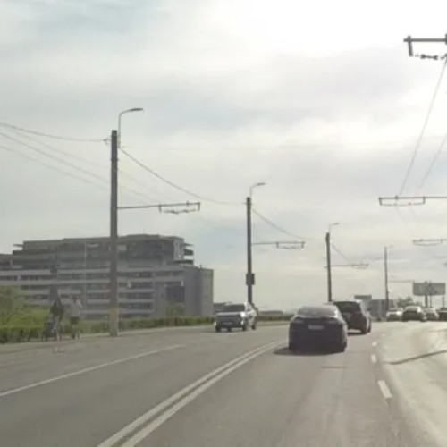 Sesizare privind lipsa trotuarului pe strada Traian Vuia din apropierea podului IRA