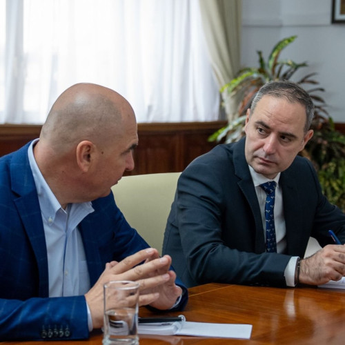 Alexandru Nazare anunță menținerea investițiilor și ținta de deficit pentru rectificarea bugetară