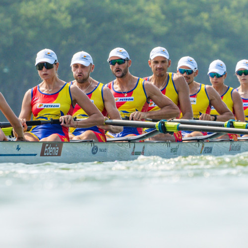 Doi sportivi botoșăneni câștigă aurul la Campionatele Mondiale de canotaj de la Shanghai