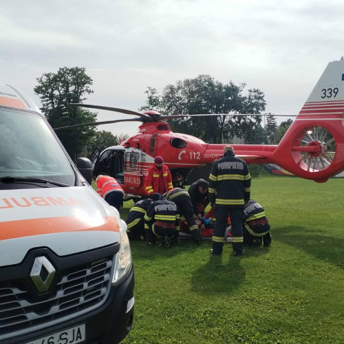 Un bărbat rănit grav în accident la Progresul preluat de elicopterul SMURD