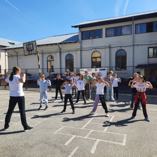Liceul de Arte Bălașa Doamna din Târgoviște a celebrat Ziua Europeană a Sportului Școlar