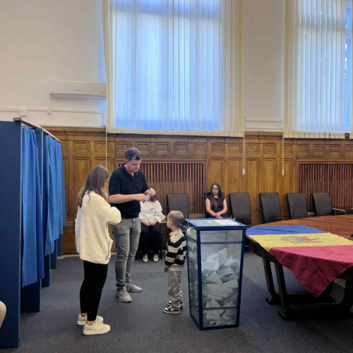 600 de persoane au votat la Universitatea „Dunărea de Jos” până la ora 16