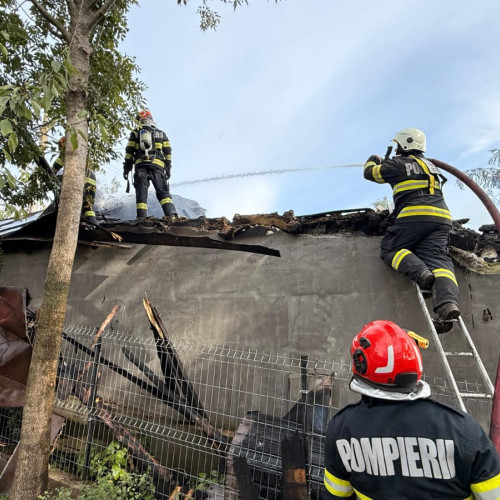 Incendiu în Santa Mare după ce un aragaz a fost lăsat nesupravegheat