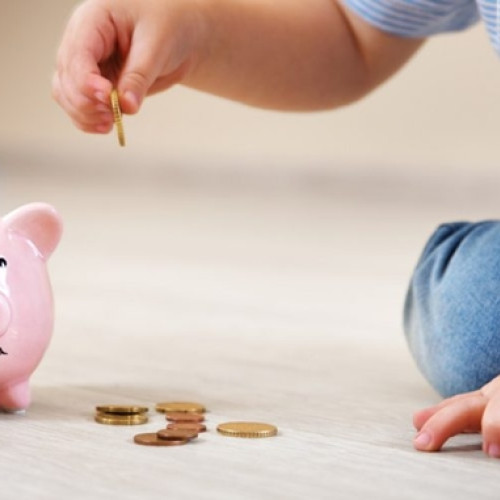 Alocațiile pentru copii au ajuns la peste 3,4 milioane de beneficiari în România