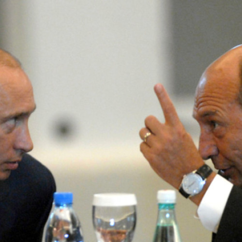 Traian Băsescu consideră votul din Moldova o înfrângere pentru Rusia