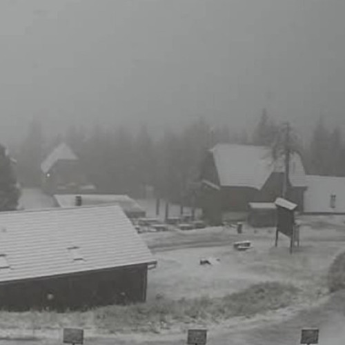 Primele ninsori și scădere accentuată a temperaturilor în România