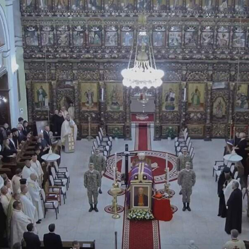 Cardinalul Lucian Mureșan a fost condus pe ultimul drum la Blaj