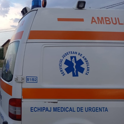 Bărbat din Botoșani rănit după ce a căzut cu motocicleta în Suceava