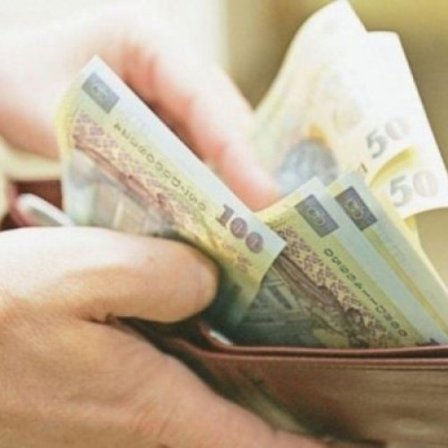 Bărbat găsește o sumă mare și o predă poliției în Dumbrăveni