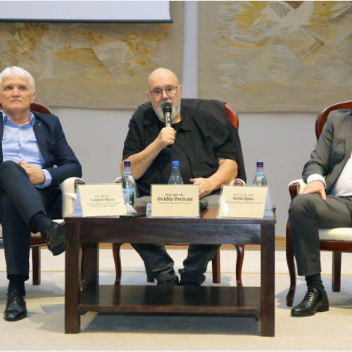 Ovidiu Pecican a lansat un volum despre istoriografia Țării Românești la Muzeul Țării Crișurilor