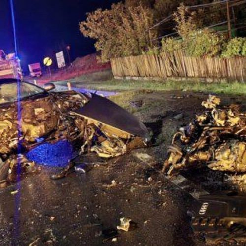 Tânăr rănit grav după ce a intrat cu mașina într-un cap de pod lângă Botoșani