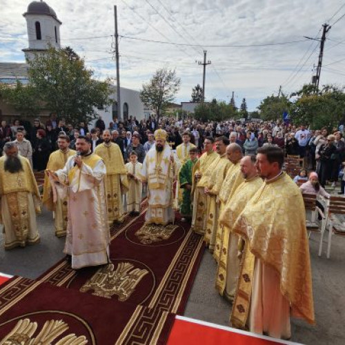 Biserica din Chiajna sfințită în prezența Preasfințitului Părinte Paisie Sinaitul