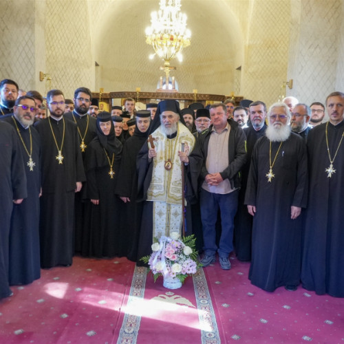 Arhiepiscopia Dunării de Jos binecuvântează biserica din Șendreni și premiază stareții mănăstirilor