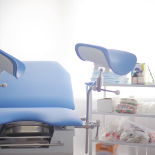 Medic ginecolog și spitalul Filantropia, obligați la plata unor daune morale de 80.000 euro