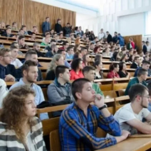 Emil Boc le urează studenților din Cluj-Napoca succes în noul an universitar