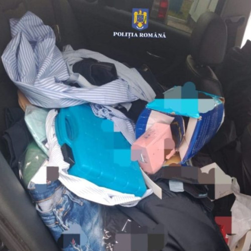 Percheziție în Baia Mare: 18 infracțiuni legate de mărfuri contrafăcute depistate