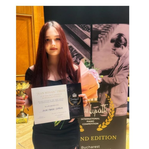 Peste 50 de tineri pianiști au participat la Concursul Internațional „Dinu Lipatti”