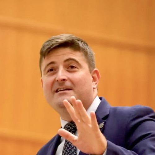 România înăsprește pedeapsa pentru cămătărie și confiscă toate sumele ilegale