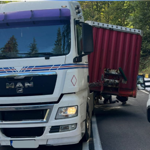 Trafic îngreunat pe DN 1 în zona Predeal din cauza unui accident rutier