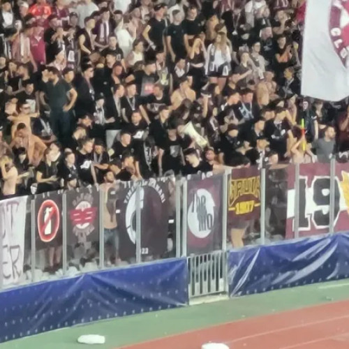 Mesaje interzise la derby-ul Universitatea Cluj - CFR Cluj stârnesc controverse