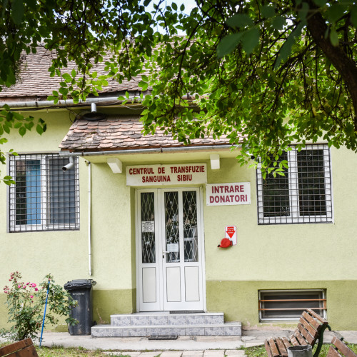 Restricții temporare pentru donarea de sânge la Tălmaciu după confirmarea unui caz West Nile