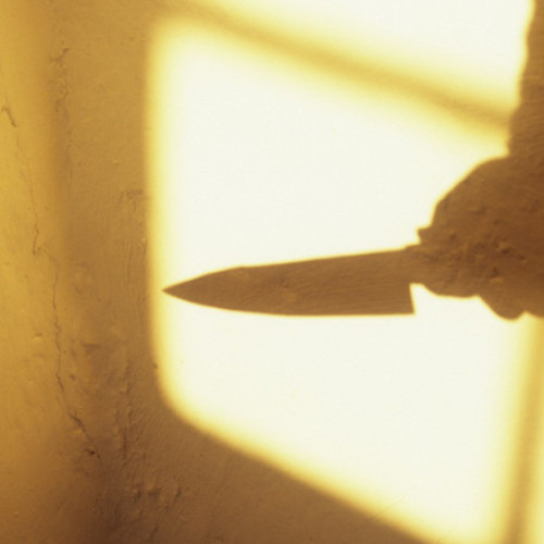 Femeie atacată cu cuțitul în Sectorul 2, agresorul prins după o săptămână