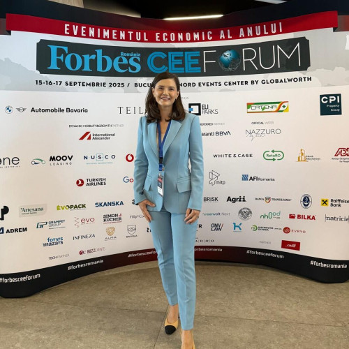 O botoșăneancă lansează un brand online de haine pentru copii inspirat de regalitate