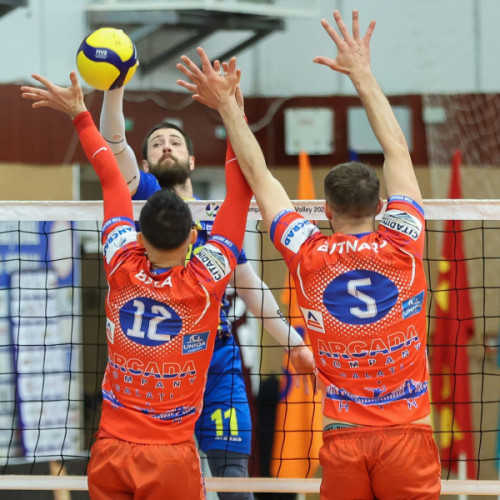Cupa Arcada aduce la Galați cele mai puternice echipe ale voleiului masculin românesc