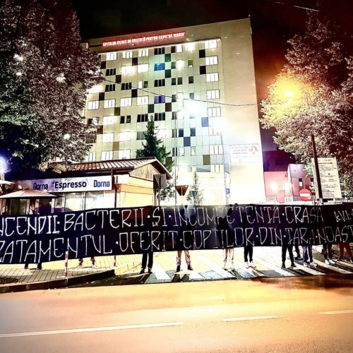 Băieții veseli din galeria Politehnica Iași cer măsuri după tragedia de la Spitalul Sfânta Maria