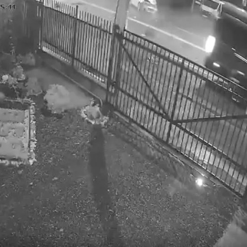 Accident grav între o mașină de ride sharing și un microbuz pe Traian Vuia