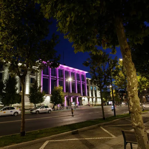 Cluj-Napoca iluminează în roz patru obiective pentru conștientizarea cancerului de sân