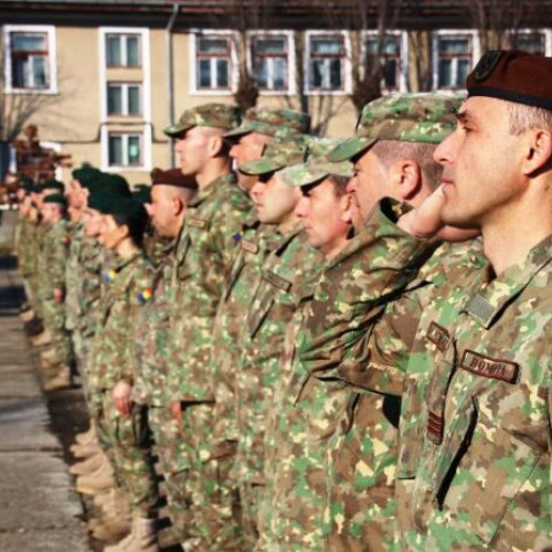 Guvernul adoptă legea stagiului militar voluntar pentru tinerii între 18 și 35 de ani