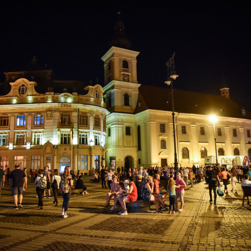 Autoritățile locale vor fi obligate să contacteze victimele violenței domestice și să extindă durata ordinului de protecție