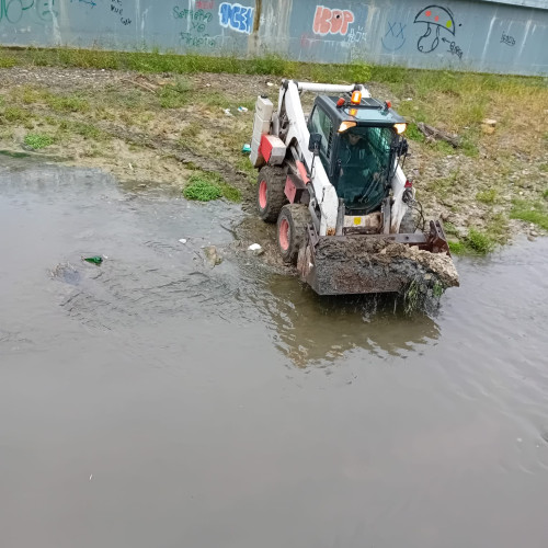 Pârâul Cuejdi va fi igienizat și curățat pentru a preveni inundațiile în Piatra Neamț