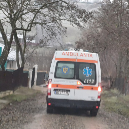 Bărbat din Botoșani a murit în ambulanță după ce a suferit un stop cardio-respirator