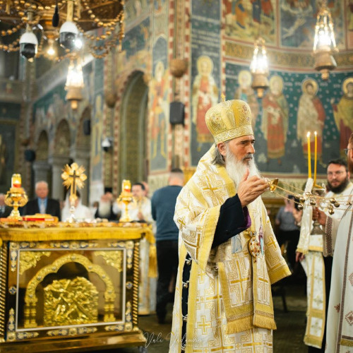 Arhiepiscopul Tomisului oficiază slujbe și participă la consfătuirea profesorilor de religie
