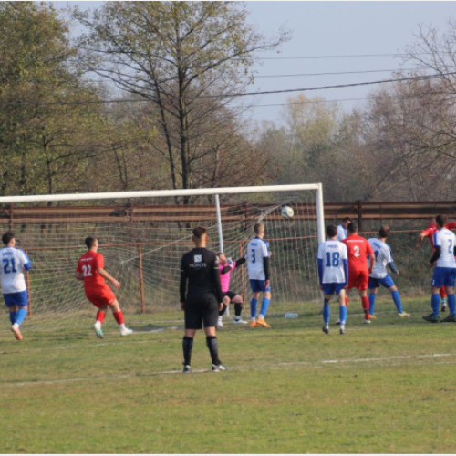 Derby decisiv în seria a II-a a ligii a cincea între Zorile Buntești și Biharea Vașcău