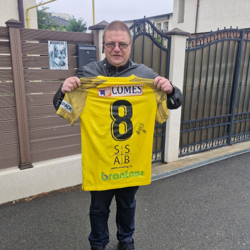 Licitații pentru echipamentele jucătorilor CSM Ceahlăul cu scop caritabil