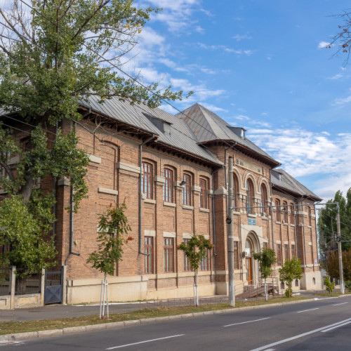 Primăria Galați caută constructor pentru renovarea Școlii Nr. 20 cu fonduri europene
