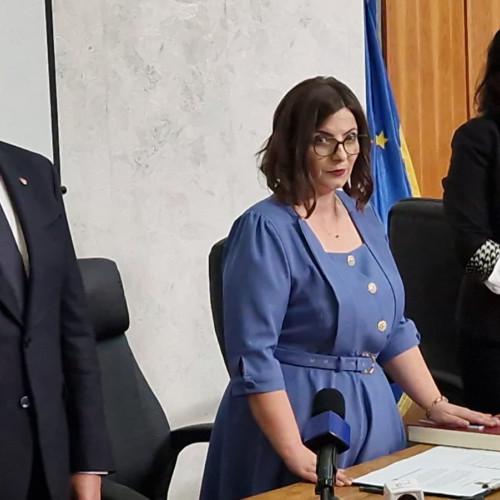 Raluca Curelariu a depus jurământul ca noul prefect al județului Botoșani