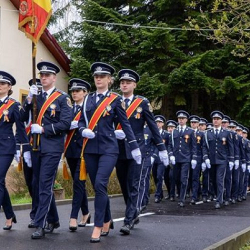 Admitere în școlile de poliție din Câmpina și Cluj-Napoca în toamna 2025