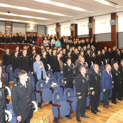 Zi de sărbătoare la colegiu, între tradiție, educație și performanță