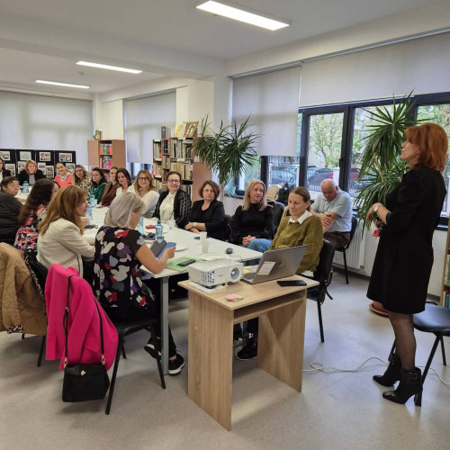 Școala Matei Basarab din Târgoviște a sărbătorit Ziua Internațională a Educației