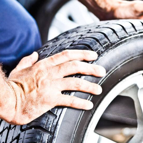 RAR clarifică folosirea anvelopelor de iarnă și a celor all season în sezonul 2025-2026