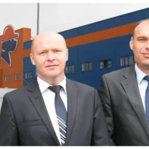 Dedeman achiziționează terenul fostului hipermarket PIC din Pitești