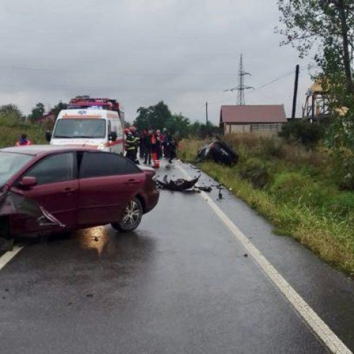 Accident între două mașini la Trușești fără victime grave