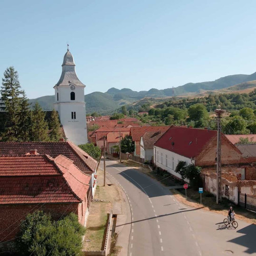 Satul Colțești, model de restaurare pentru patrimoniul vernacular din Alba